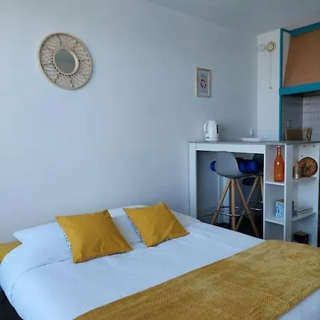 Apartment Studio Vue Mer - 50m De La Plage A *